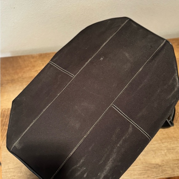 Givenchy Parfums Black Weekend Bag - Picture 4 of 5